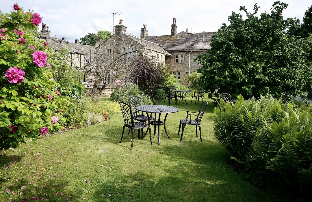 Ashfield House-1